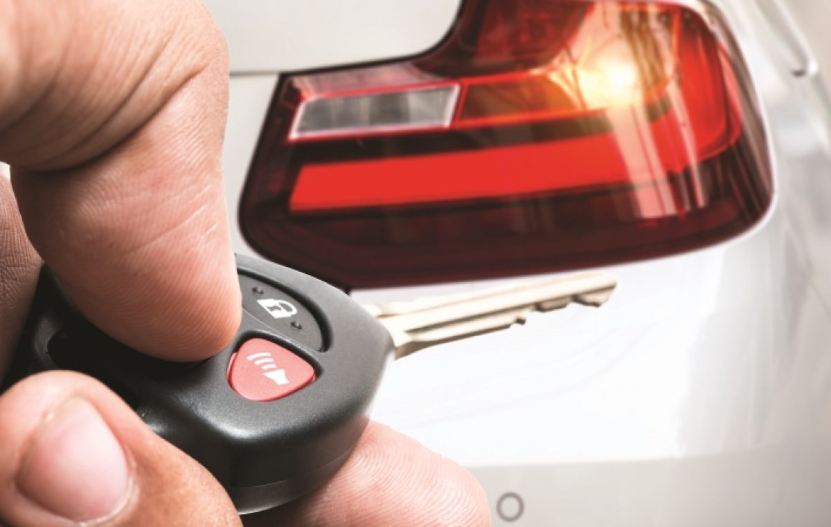 Ταξινομήσεις καινούργιων οχημάτων το Μάρτιο 2016.