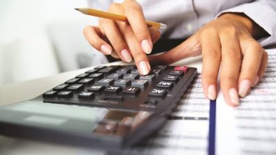 Ακριβότερα τα βενζίνης, φθηνότερα τα ντίζελ λόγω ρύπων.