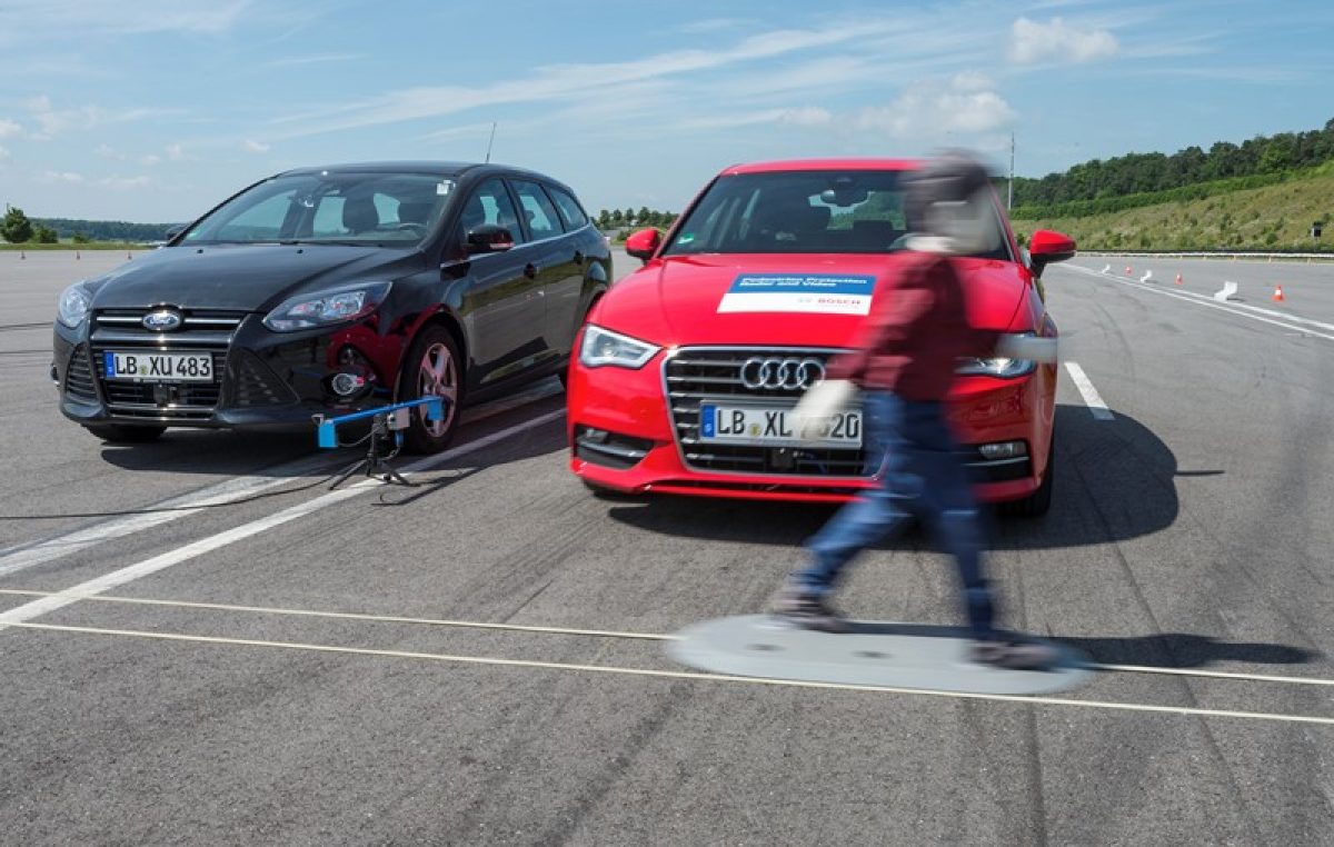 Aξιολόγηση συστημάτων υποβοήθησης οδήγησης από την Bosch