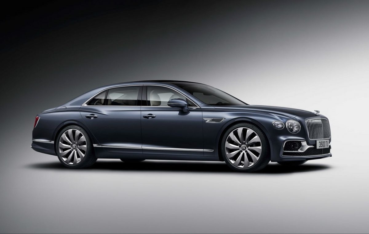 Η νέα Bentley Flying Spur …φλερτάρει μόνο με φουσκωμένους λογαριασμούς