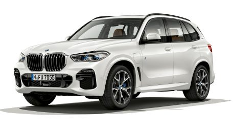 BMW X5 xDrive45e: Η υβριδική, plug- in εκδοχή του πολυτελούς SUV