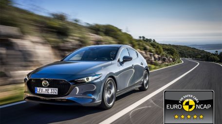 Πεντάστερο σε ασφάλεια και το Mazda3! (video από τα crash test)