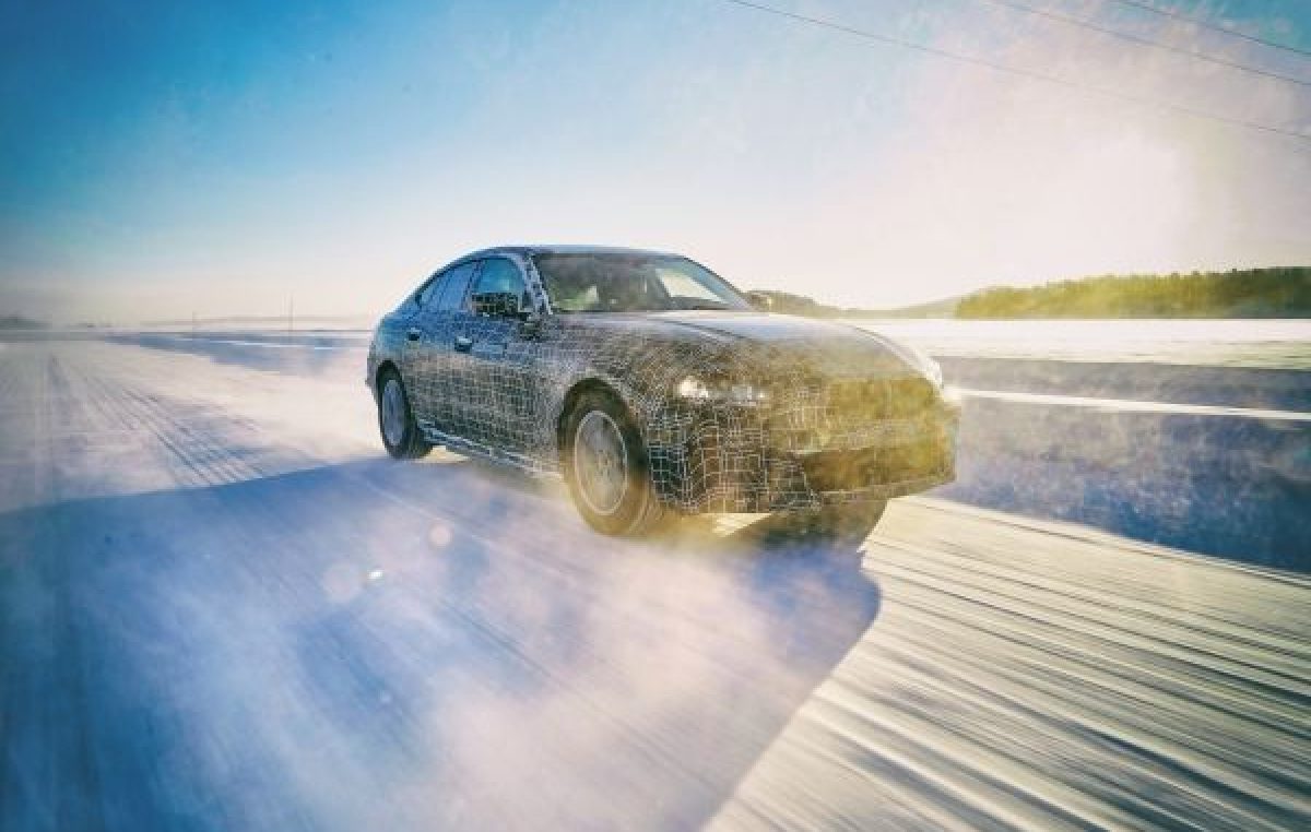 Πόσα ηλεκτρικά μοντέλα θα λανσάρει η BMW τα επόμενα χρόνια