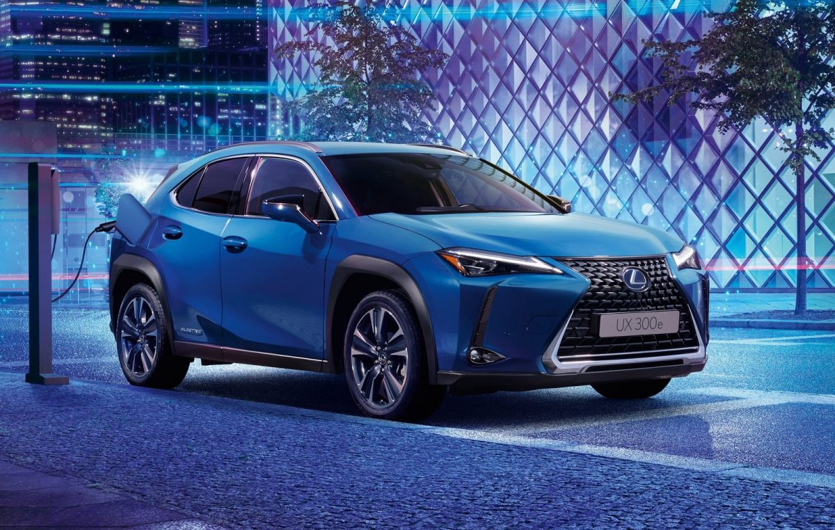 Lexus UX 300e: Πρεμιέρα με ηλεκτρικό