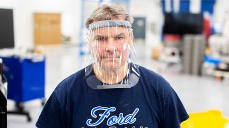 FORD ΚΑΙ GENERAL MOTORS: ΣΤΗΝ ΜΑΧΗ ΓΙΑ ΤΗΝ ΚΑΤΑΣΚΕΥΗ ΑΝΑΠΝΕΥΣΤΗΡΩΝ