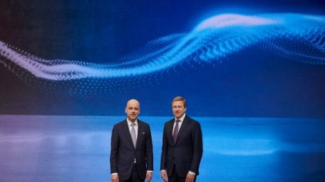 BMW Group: Σκοπεύει να διαθέσει πάνω από 30 δισ. ευρώ σε τεχνολογίες του μέλλοντος μέχρι το 2025