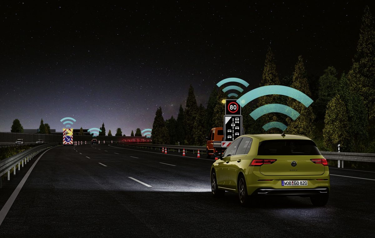 Το νέο Golf με «λειτουργία ειδοποίησης κινδύνου στην κυκλοφορία»