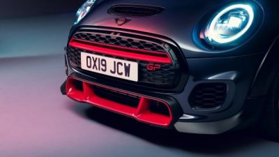 H πτώση του 80% στην αγορά ΙΧ