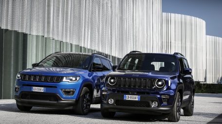 Tα νέα Plug-in Hybrid Jeep Renegade 4xe και Compass 4xe στην Ελλάδα: 100% Hybrid, 100% Jeep, 0% φόρος χρήσης!