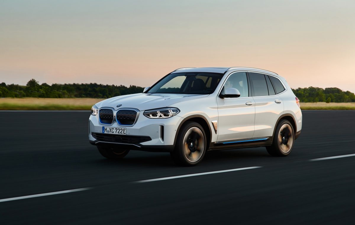 H BMW iX3 στην Ελληνική αγορά