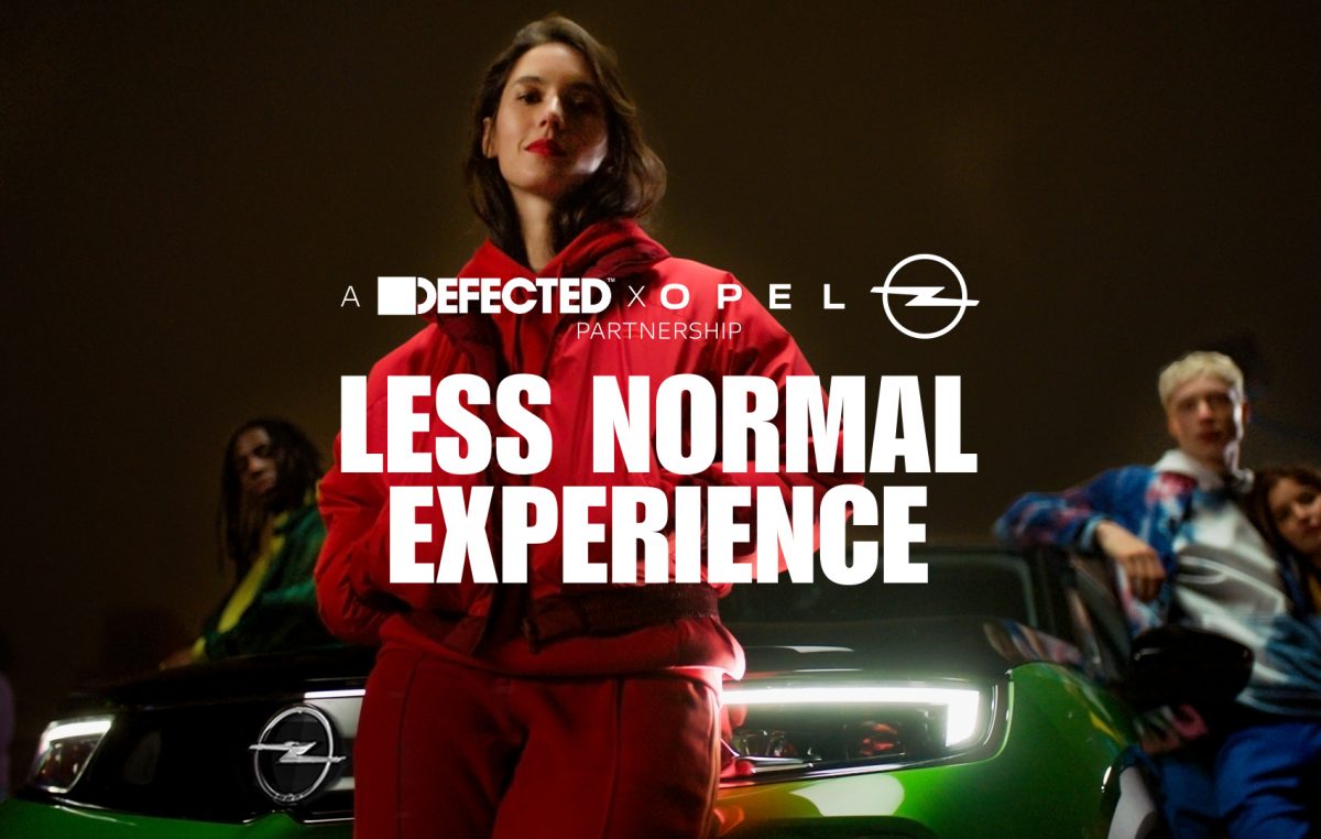 Η καμπάνια λανσαρίσματος με το διαφημιστικό μήνυμα “Less normal. More Mokka.”