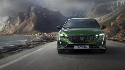 NEO PEUGEOT 308: Ένα σκαλί πιο πάνω! 