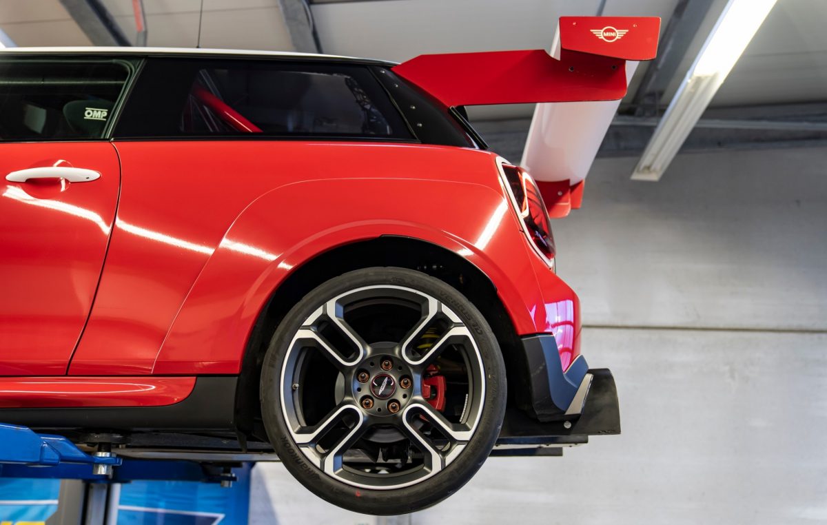 Το MINI John Cooper Works επιστρέφει στον 24ωρο αγώνα του Nürburgring