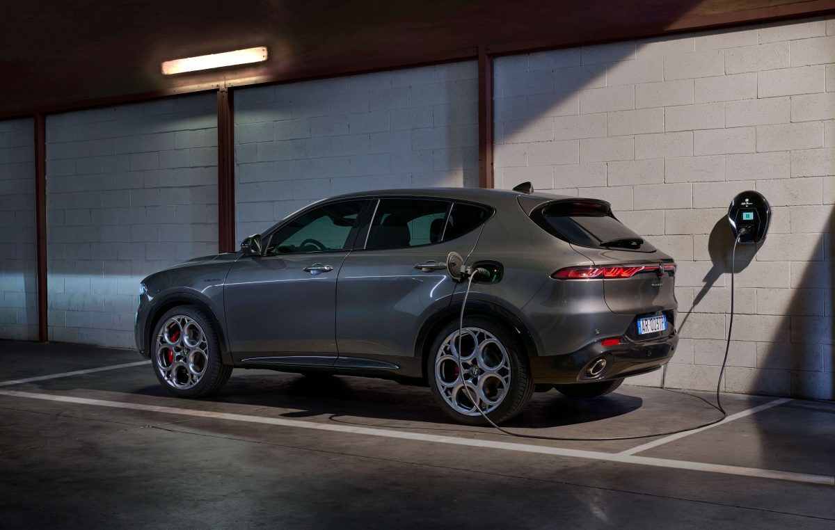 Στην Ελλάδα η Alfa Romeo Tonale Hybrid