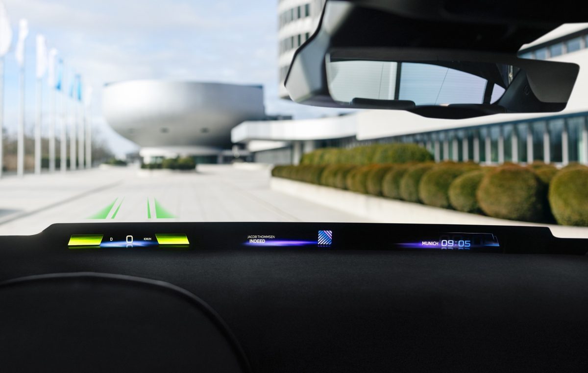 BMW Panoramic Vision: Νέο head-up display με προβολή σε όλο το πλάτος του παρμπρίζ