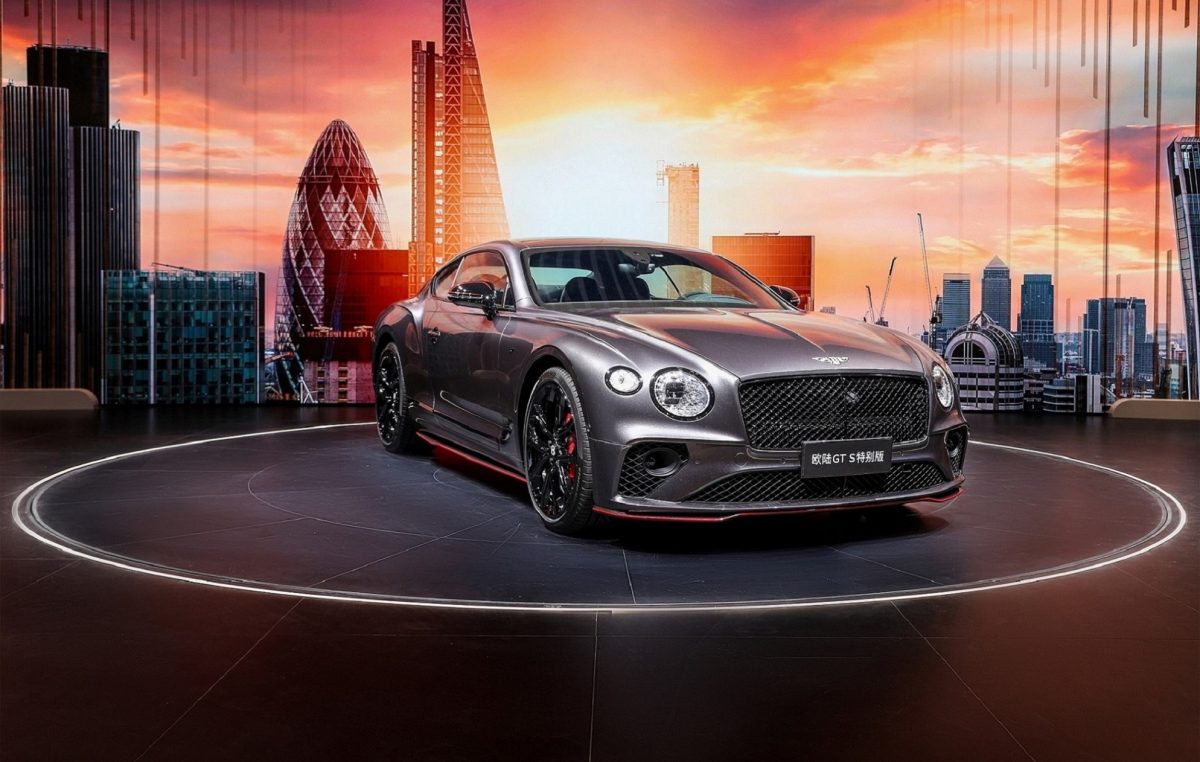 Επέτειος για το απόλυτο Grand Tourer: 20 χρόνια Continental GT