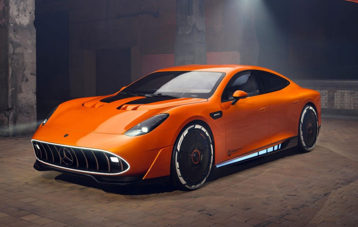 Το Μέλλον των Supercars Φορτίζει στην Πρίζα