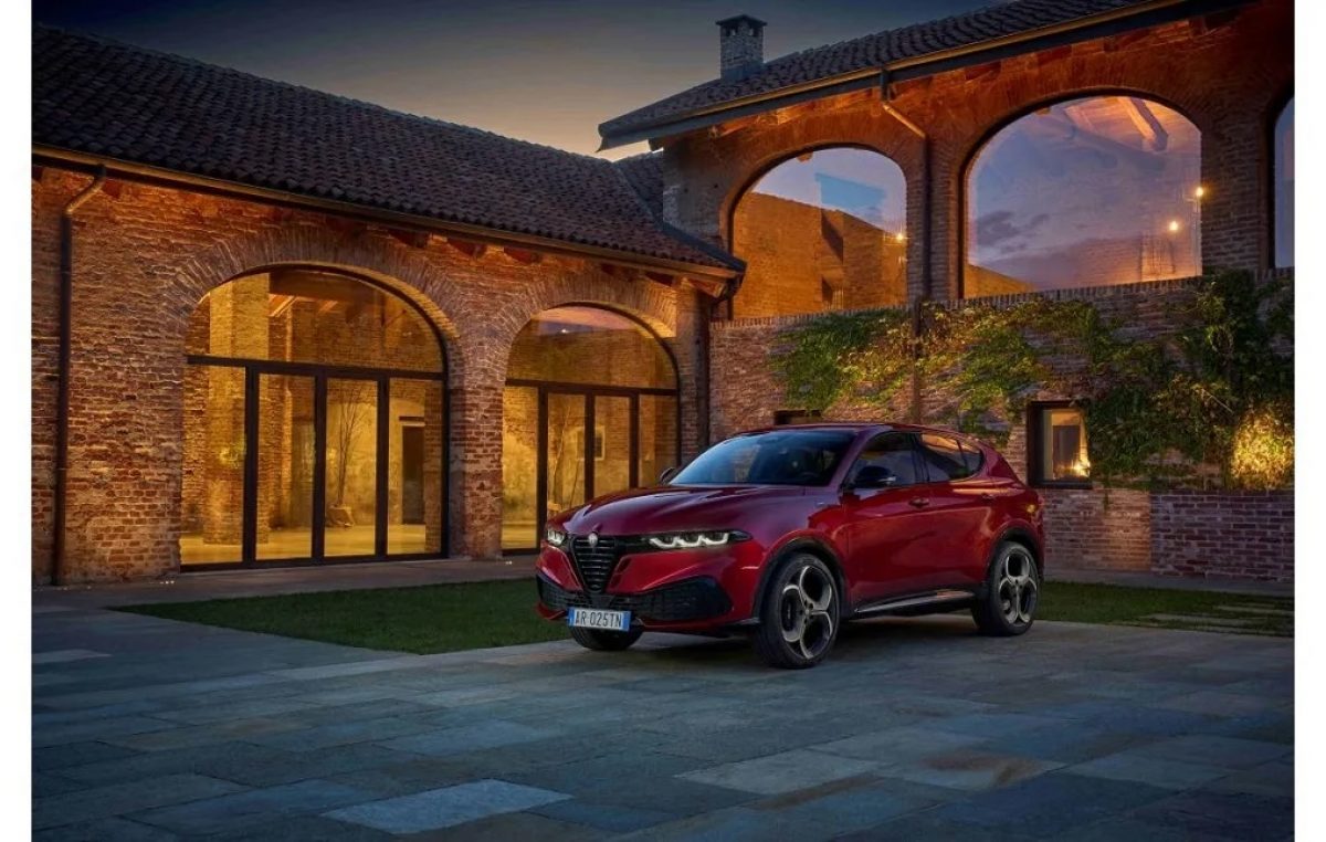 Η ανανέωση της Alfa Romeo Tonale εξελίσσει το πρώτο C-SUV