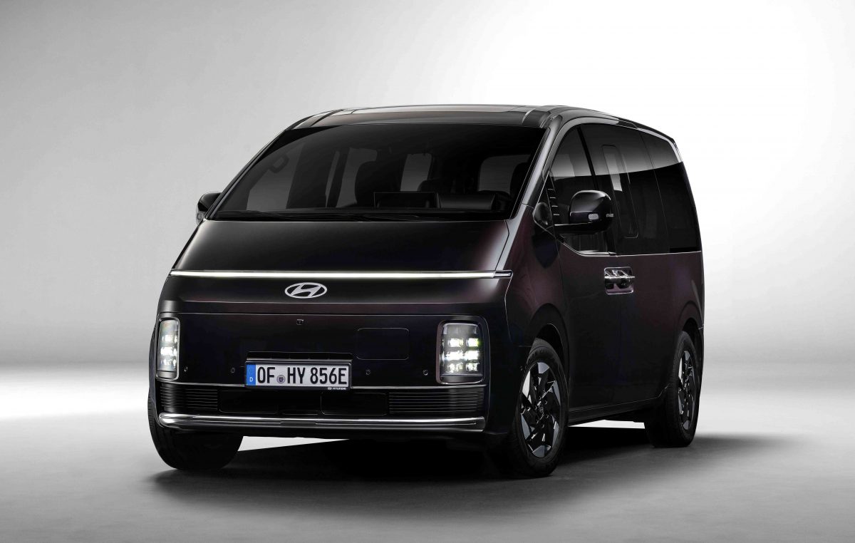 Το Νέο Hyundai STARIA Electric εγκαινιάζει ένα νέο, πλήρως ηλεκτρικό κεφάλαιο για τα MPV