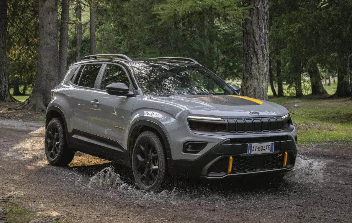Το τετρακίνητο Avenger 4xe στον κόσμο των τετρακίνητων Jeep