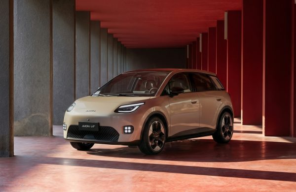AION UT: Το νέο ηλεκτρικό hatchback που αλλάζει τα δεδομένα στην πόλη