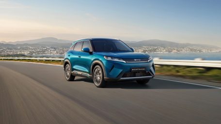 Το νέο BYD ATTO 2 DM-i φέρνει την τεχνολογία Super Hybrid στην κατηγορία των compact SUV