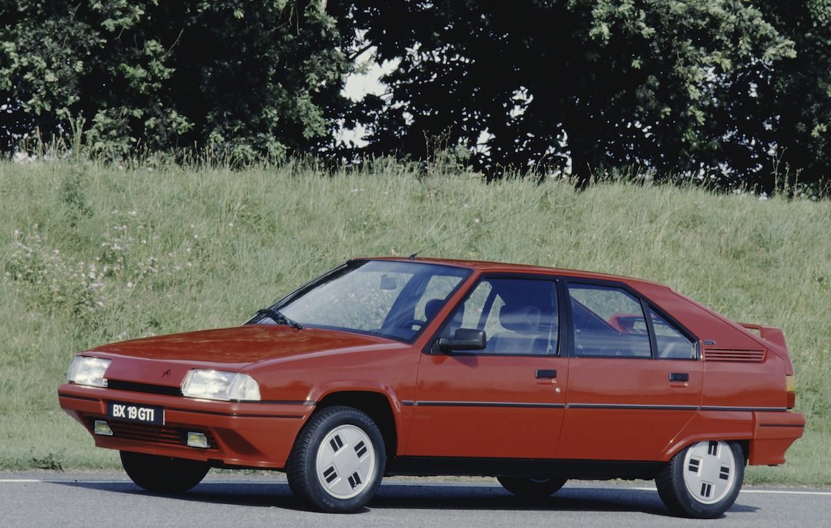 Citroën BX GTi: 40 χρόνια από την κυκλοφορία του σπορ σεντάν που επαναπροσδιόρισε την κατηγορία το 1986