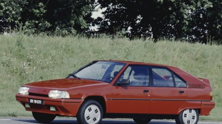 Citroën BX GTi: 40 χρόνια από την κυκλοφορία του σπορ σεντάν που επαναπροσδιόρισε την κατηγορία το 1986